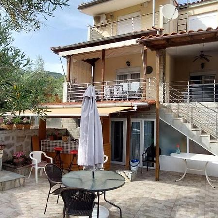 Apartments Bela PalaiónTsiflíkion Екстериор снимка