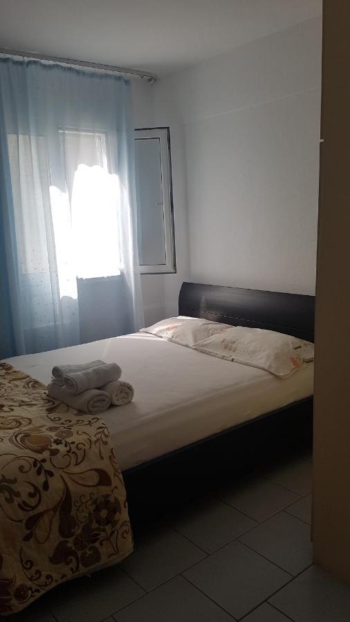 Apartments Bela PalaiónTsiflíkion Екстериор снимка