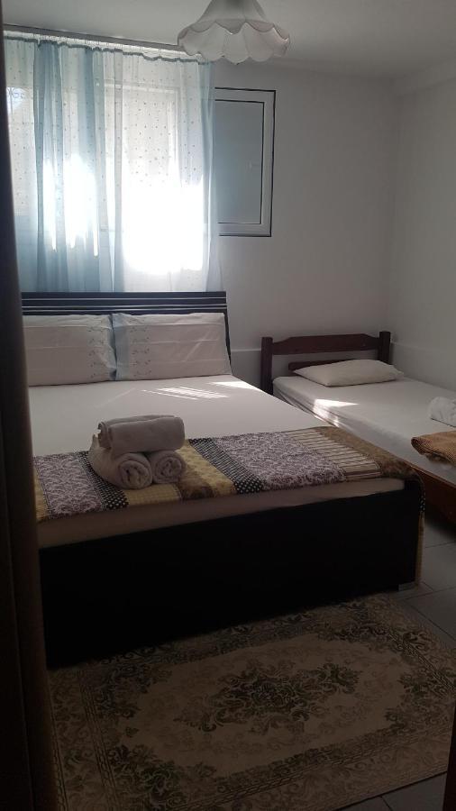 Apartments Bela PalaiónTsiflíkion Екстериор снимка
