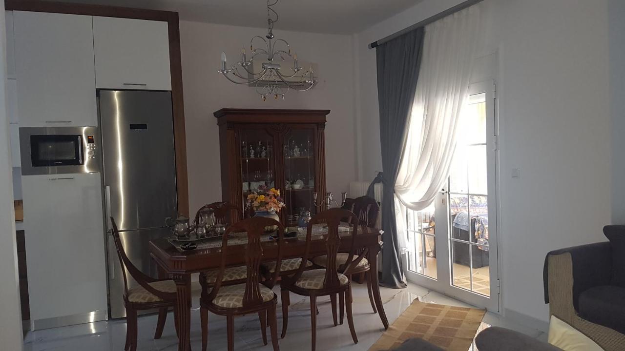 Apartments Bela PalaiónTsiflíkion Екстериор снимка