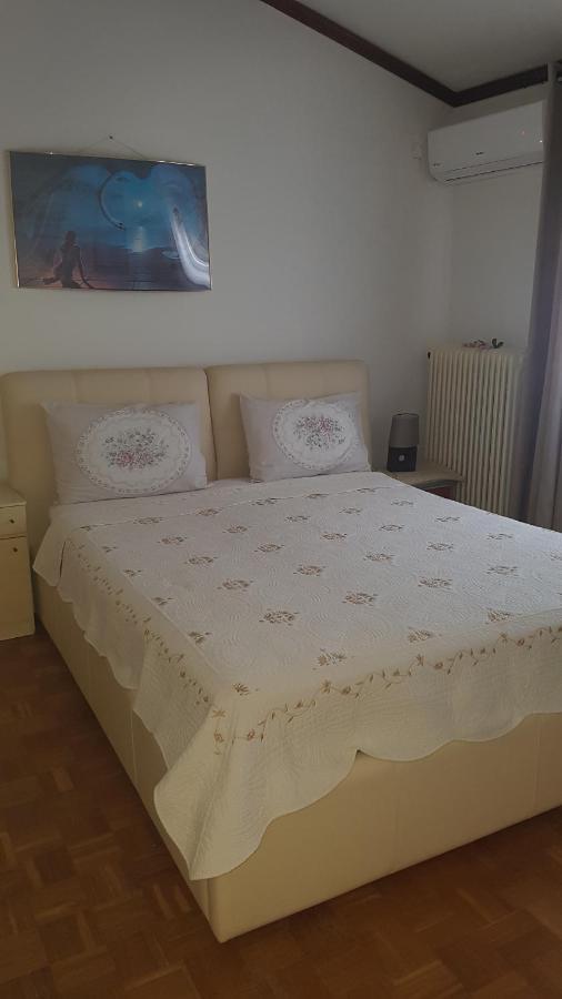 Apartments Bela PalaiónTsiflíkion Екстериор снимка