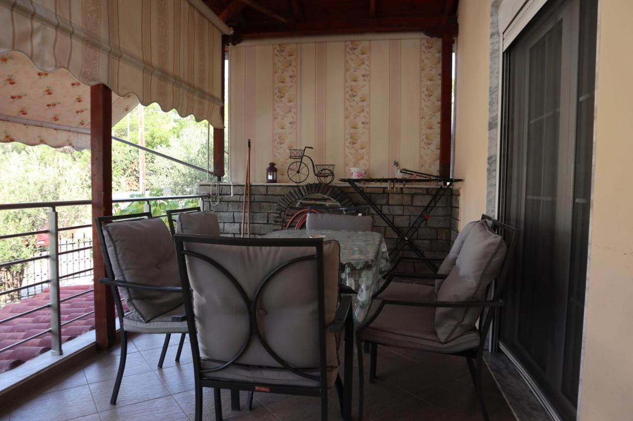 Apartments Bela PalaiónTsiflíkion Екстериор снимка
