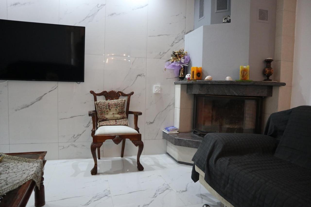 Apartments Bela PalaiónTsiflíkion Екстериор снимка