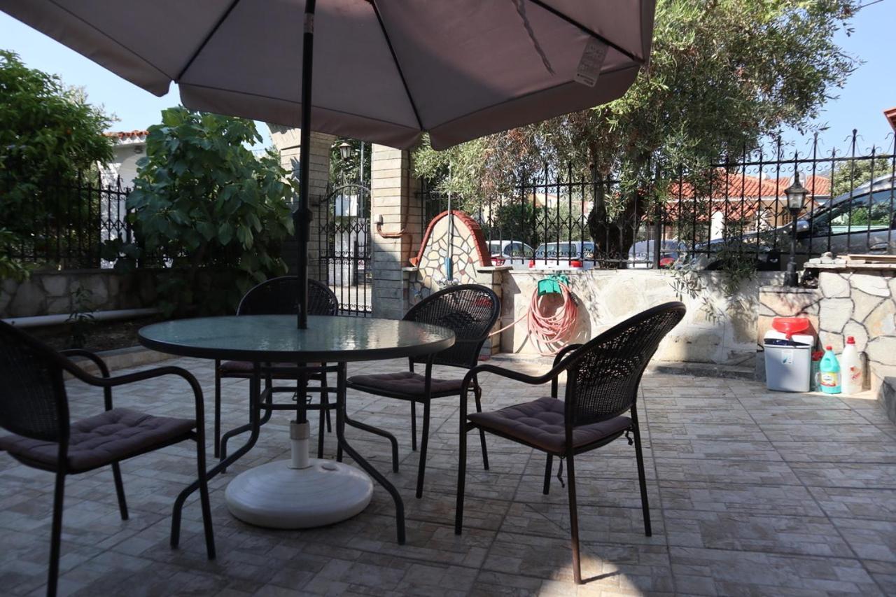 Apartments Bela PalaiónTsiflíkion Екстериор снимка